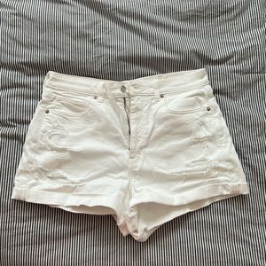 NWT AEO Mom Short